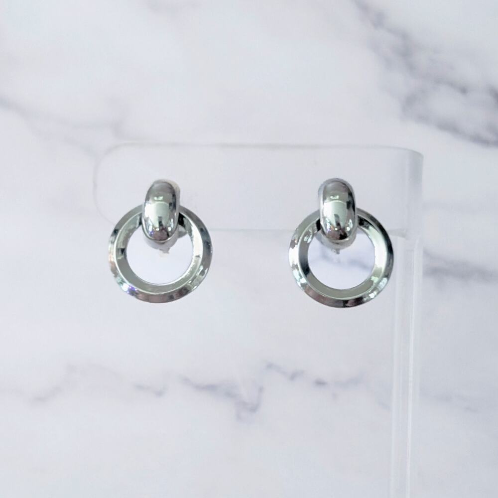Vintage Screw On Earrings Silver Tone - Small Chip